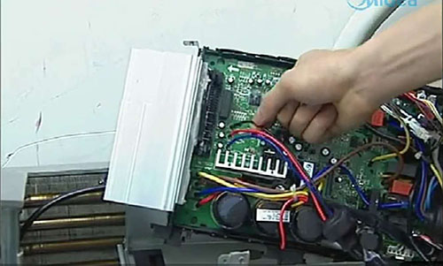 大名美的空调电话是多少